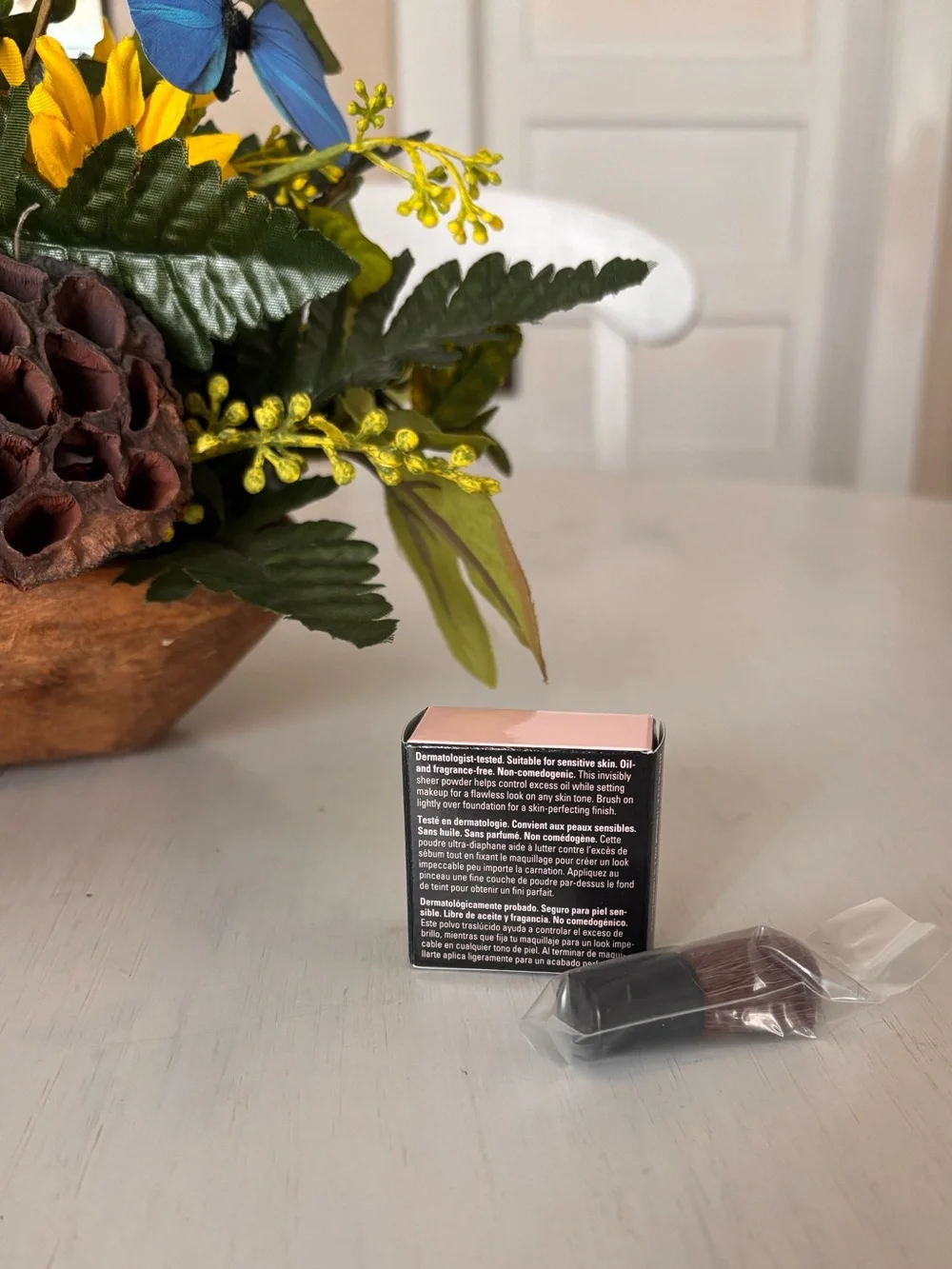 Mary Kay Translucent Loose Powder Trial Size with Black Brush